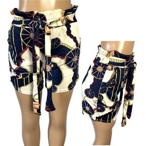 True Size S/M Women Short with pockets Fashion High Waist Short with Waist Band